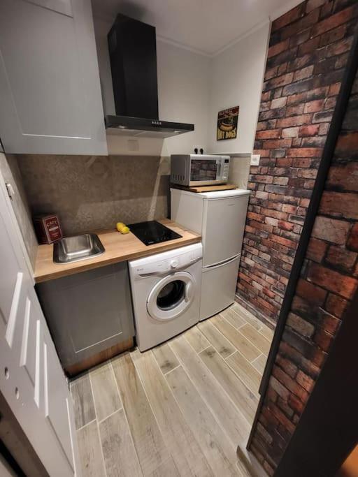 Apartment Studio Rez De Jardin